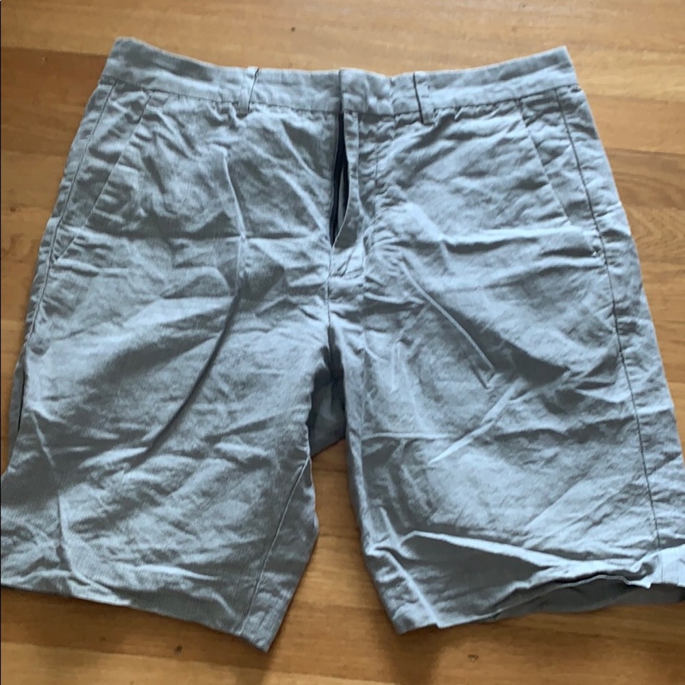 Men’s houndstooth Theory shorts